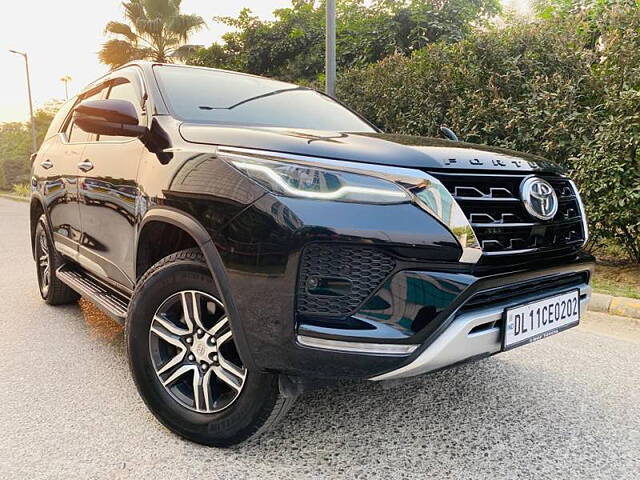 Used Toyota Fortuner 4X2 AT 2.7 Petrol in Delhi