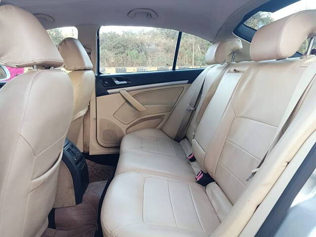 Used Skoda Laura Elegance 2.0 TDI CR MT in Mumbai