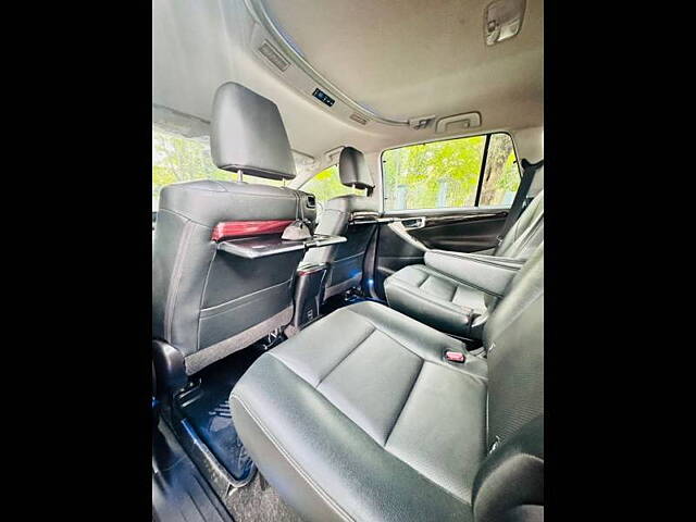 Used Toyota Innova Crysta ZX 2.4 7 STR in Kolkata