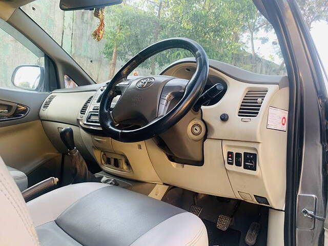 Used Toyota Innova [2012-2013] 2.5 VX 8 STR BS-IV in Mumbai