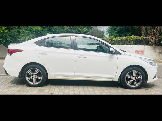 Used Hyundai Verna [2017-2020] SX (O) 1.6 CRDi  AT in Kanpur