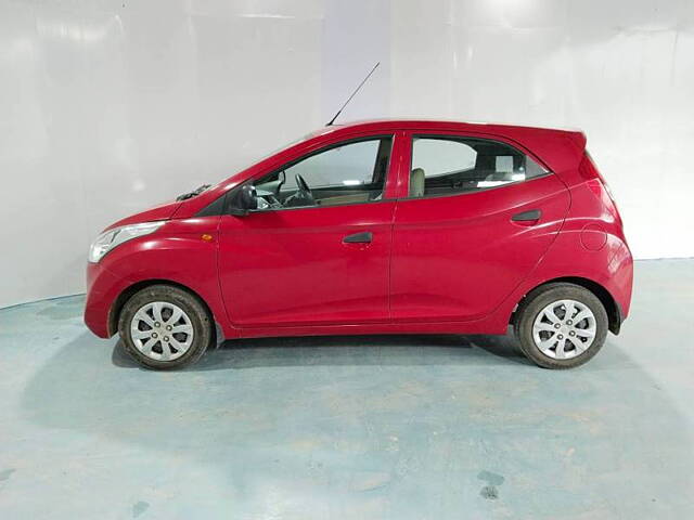 Used Hyundai Eon Magna + in Kochi