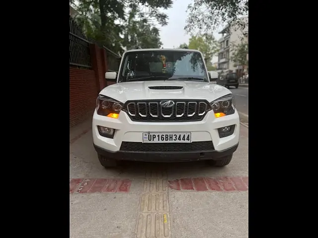Used 2016 Mahindra Scorpio in Delhi