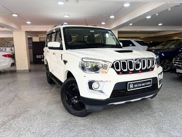 Used 2019 Mahindra Scorpio in Delhi