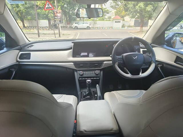 Used Mahindra XUV700 AX 3 Petrol MT 5 STR [2021] in Lucknow