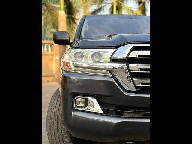 Used Toyota Land Cruiser [2009-2011] LC200 VX Premium 2 in Mumbai