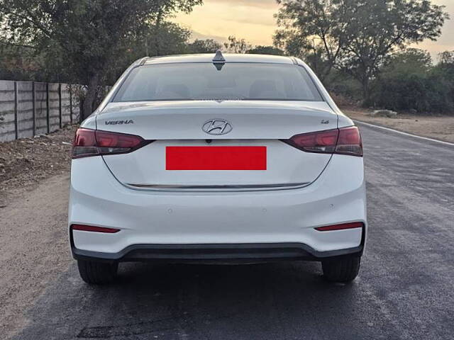 Used Hyundai Verna [2017-2020] EX 1.6 VTVT AT [2017-2018] in Ahmedabad