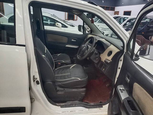 Used Maruti Suzuki Wagon R 1.0 [2014-2019] LXI CNG in Kanpur