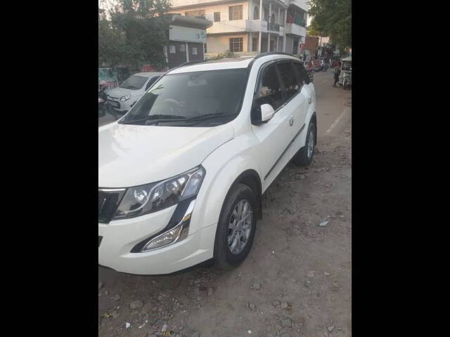 Used Mahindra XUV500 [2015-2018] W10 AWD in Lucknow