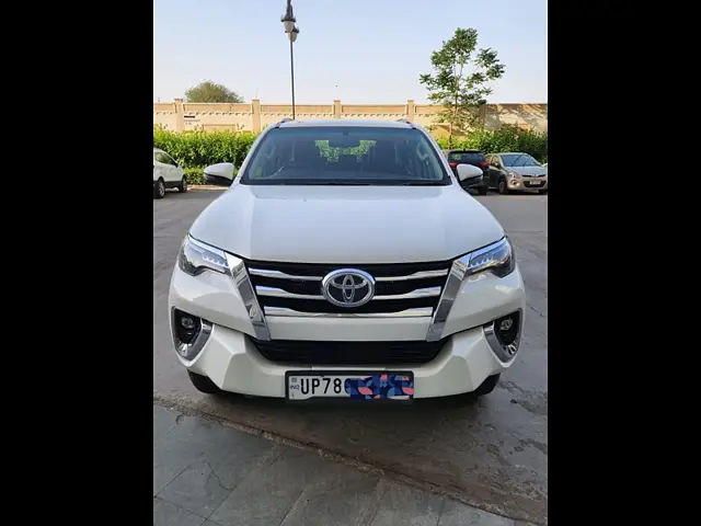 Used 2020 Toyota Fortuner in Lucknow