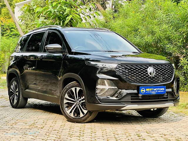 Used MG Hector Plus Sharp 2.0 Diesel Turbo MT 6-STR in Ahmedabad