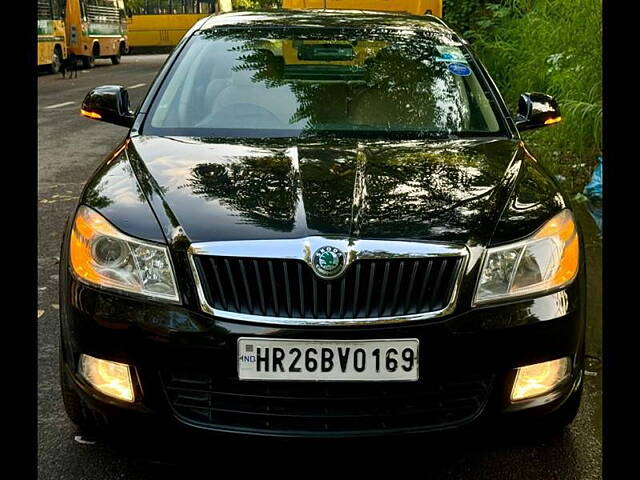 Used 2012 Skoda Laura in Delhi