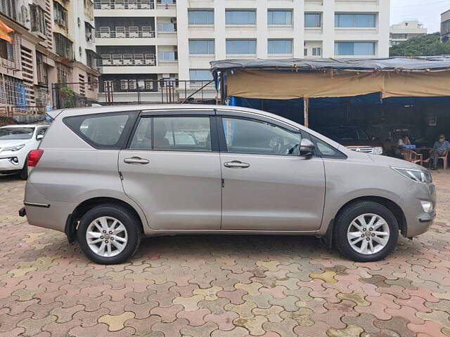 Used Toyota Innova Crysta [2016-2020] 2.4 G 8 STR [2016-2017] in Mumbai