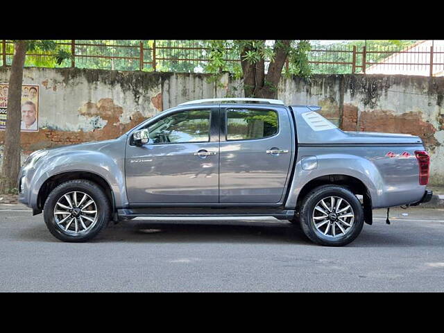 Used Isuzu D-Max V-Cross [2016-2018] 4x4 in Delhi