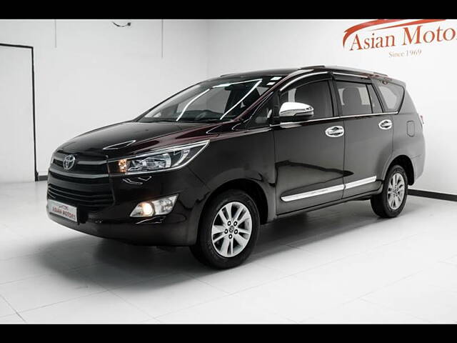 Used Toyota Innova Crysta [2016-2020] 2.8 GX AT 7 STR [2016-2020] in Hyderabad