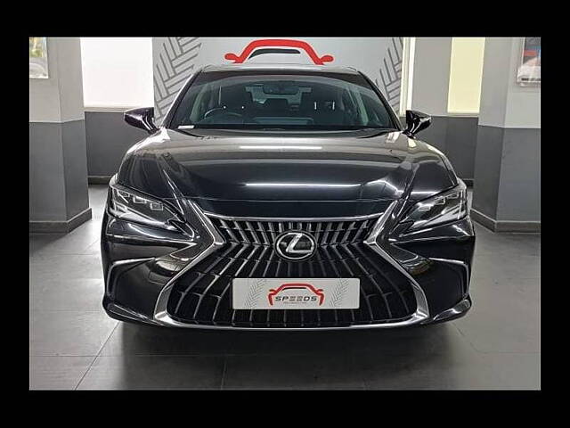 Used 2022 Lexus ES in Hyderabad