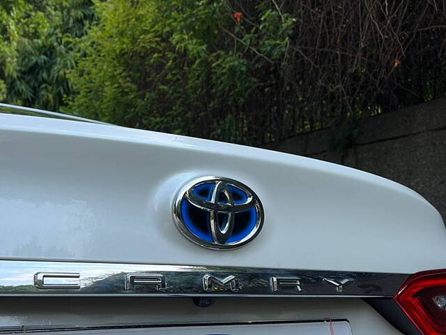 Used Toyota Camry Hybrid in Delhi