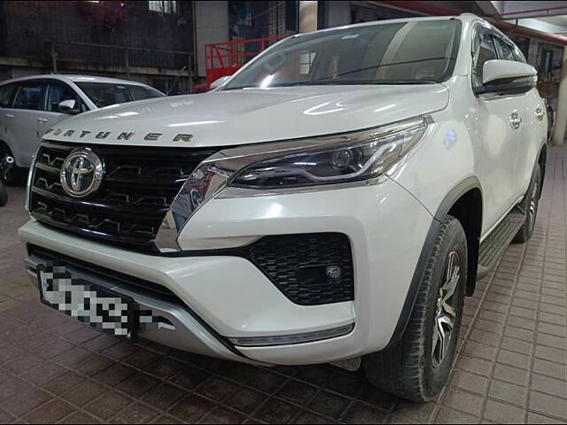 Used Toyota Fortuner 4X2 MT 2.8 Diesel in Mumbai