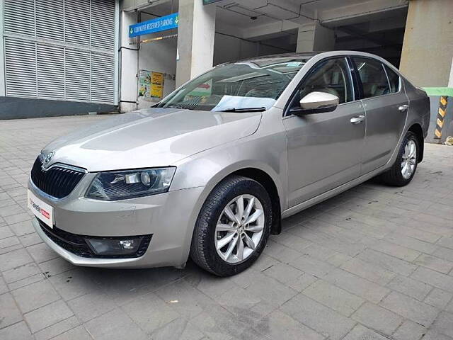 Used Skoda Octavia [2017-2021] 2.0 TDI CR Style Plus AT [2017] in Mumbai