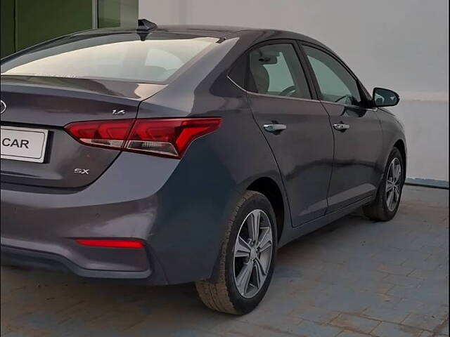 Used Hyundai Verna [2015-2017] 1.6 VTVT SX in Ahmedabad