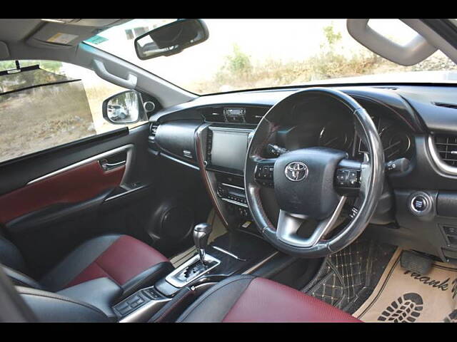 Used Toyota Fortuner Legender 2.8 4X2 AT in Gurgaon