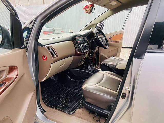 Used Toyota Innova [2015-2016] 2.5 G BS IV 8 STR in Guwahati