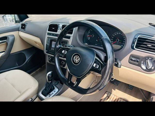 Used Volkswagen Vento [2014-2015] Highline Petrol AT in Delhi