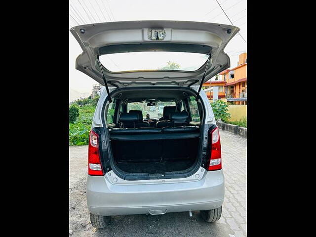 Used Maruti Suzuki Wagon R 1.0 [2014-2019] VXI in Guwahati