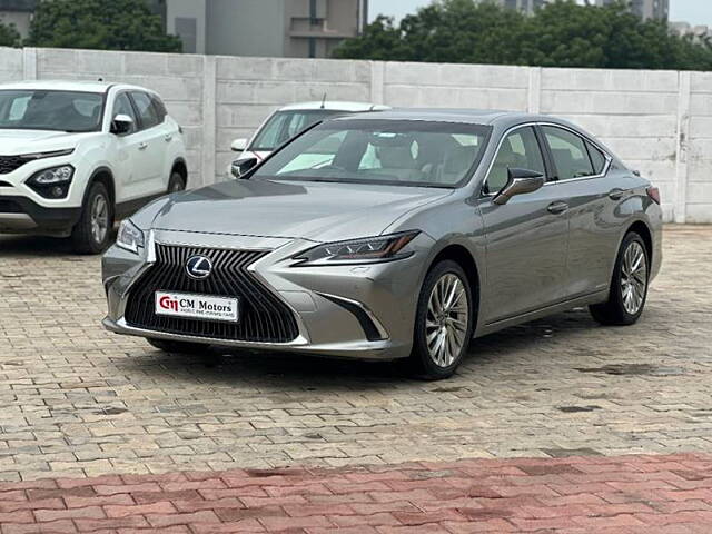 Used Lexus ES 300h Luxury [2020-2021] in Ahmedabad