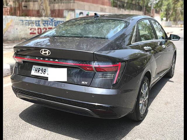 Used Hyundai Verna SX (O) 1.5 Petrol IVT in Delhi