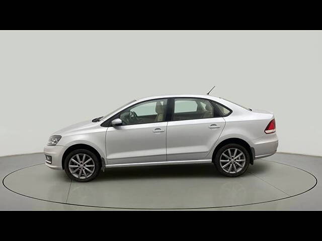 Used Volkswagen Vento [2015-2019] Highline Plus 1.5 AT (D) 16 Alloy in Hyderabad