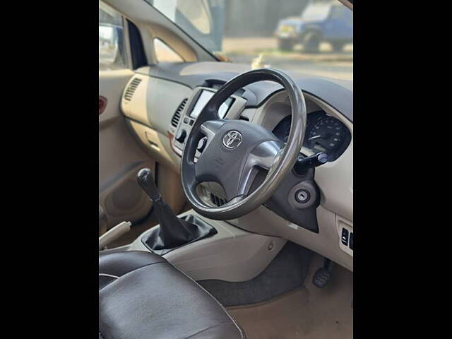 Used Toyota Innova [2013-2014] 2.5 G 8 STR BS-III in Mumbai