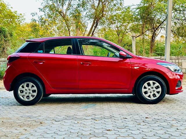 Used Hyundai Elite i20 [2017-2018] Magna Executive 1.4 CRDI in Ahmedabad