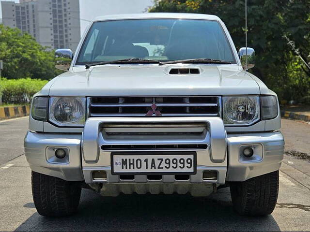 Used 2011 Mitsubishi Pajero in Mumbai