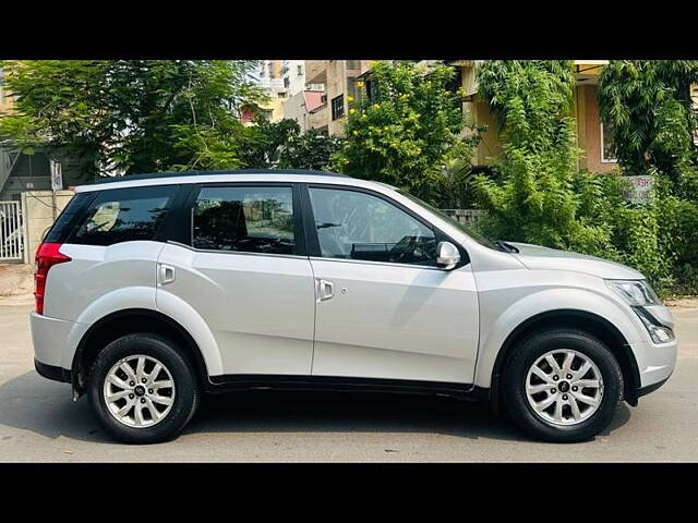 Used Mahindra XUV500 [2015-2018] W10 AT in Ahmedabad