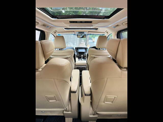 Used Toyota Vellfire VIP – Executive Lounge in Delhi