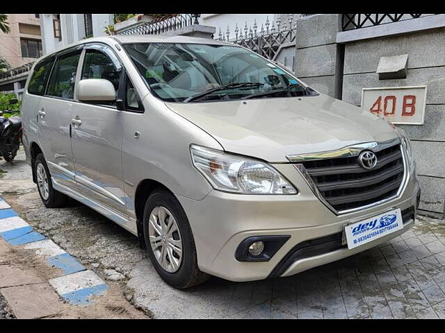 Used Toyota Innova [2013-2014] 2.5 G 8 STR BS-IV in Kolkata