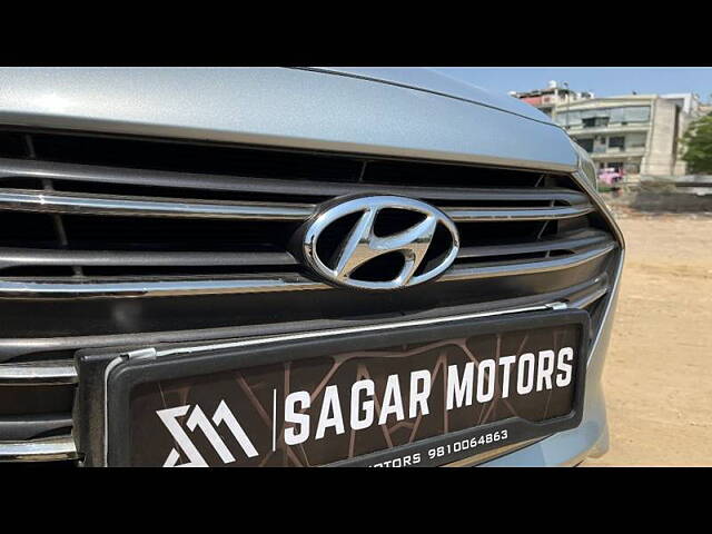 Used Hyundai Elantra SX 2.0 AT in Delhi