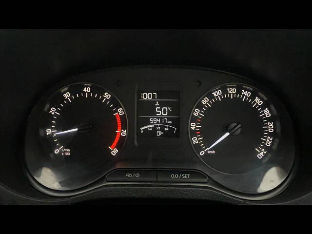 Used Skoda Rapid Style 1.6 MPI in Navi Mumbai