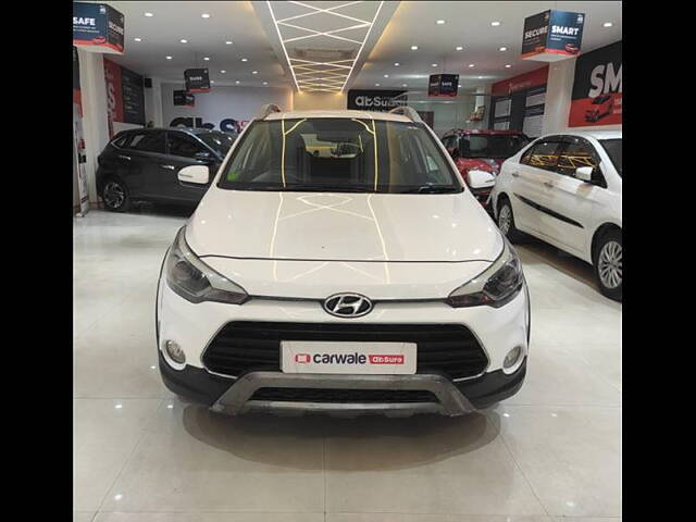 Used 2015 Hyundai i20 Active in Kanpur