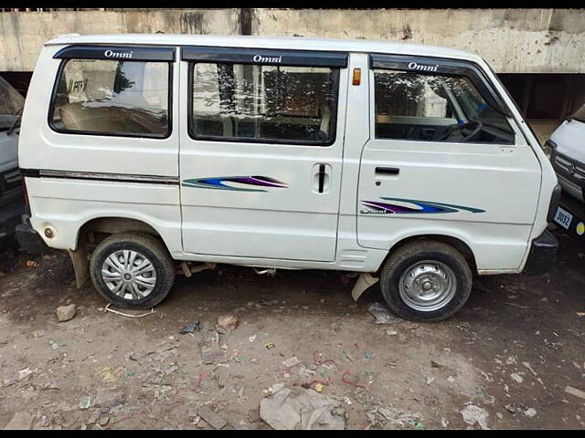 Used Maruti Suzuki Omni 8 STR BS-III in Lucknow