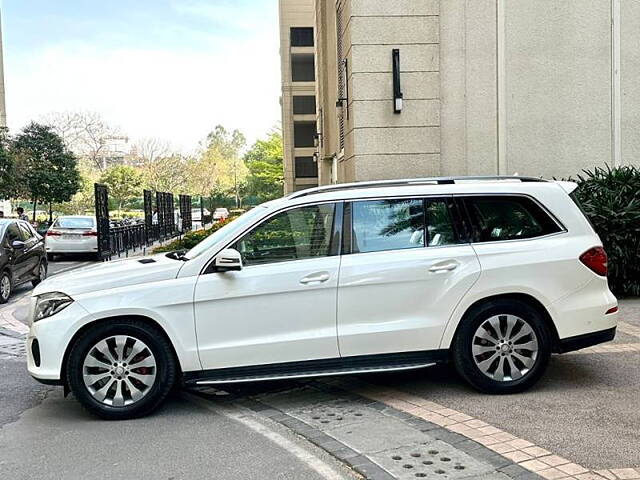 Used Mercedes-Benz GLS [2016-2020] 400 4MATIC in Delhi