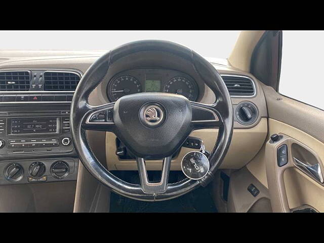 Used Skoda Rapid [2014-2015] 1.5 TDI CR Ambition Plus AT in Indore