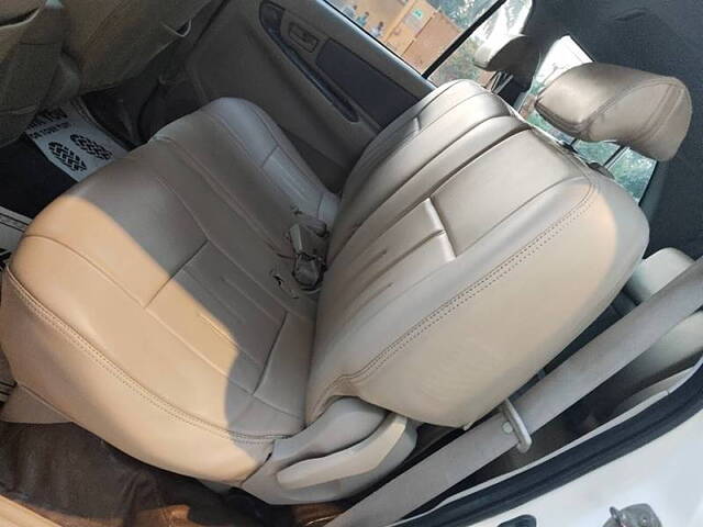 Used Toyota Innova [2005-2009] 2.5 G4 8 STR in Mumbai