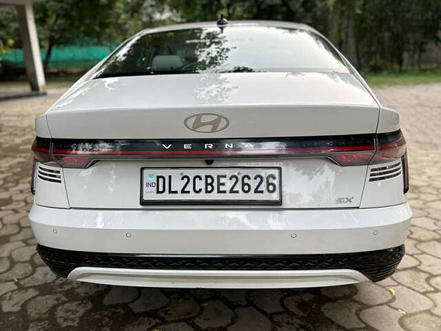 Used Hyundai Verna SX (O) 1.5 Petrol IVT in Delhi