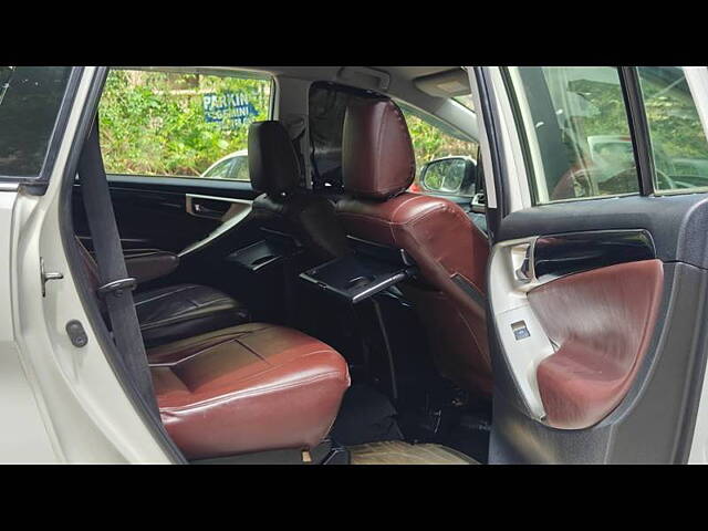 Used Toyota Innova Crysta [2016-2020] 2.4 V Diesel in Mumbai