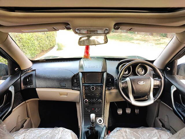 Used Mahindra XUV500 [2015-2018] W10 1.99 in Delhi