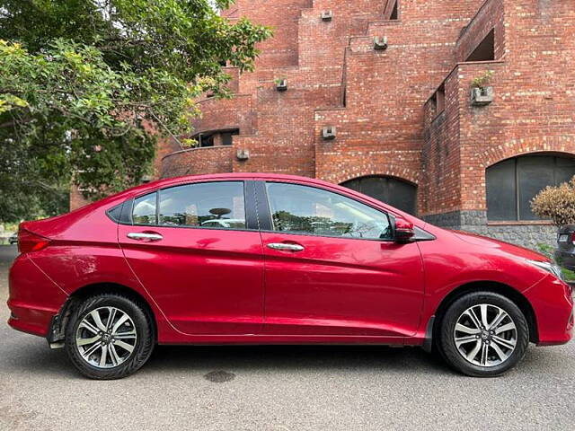 Used Honda City 4th Generation V Petrol in Delhi