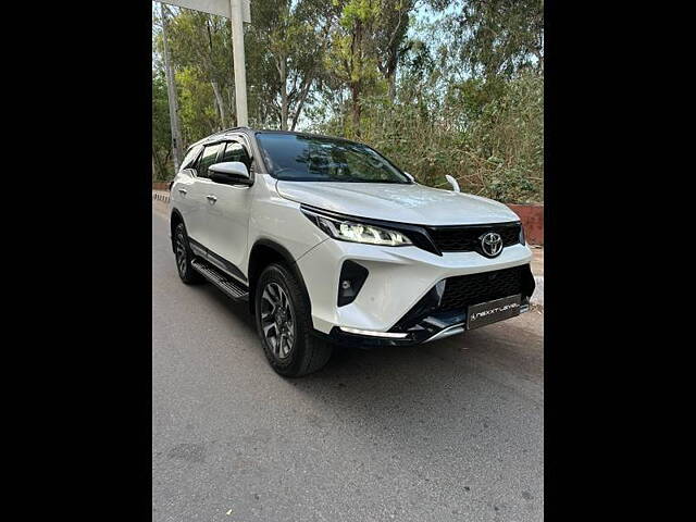 Used Toyota Fortuner Legender 2.8 4X4 AT in Delhi