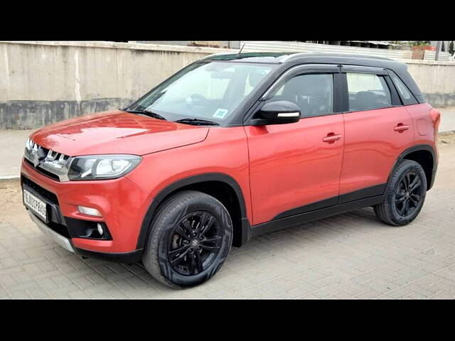 Used Maruti Suzuki Vitara Brezza [2016-2020] ZDi Plus in Ahmedabad